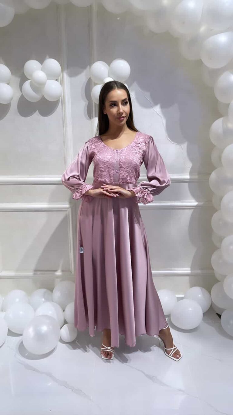 ⁦BLACK QUEEN 147 DEAL⁩ - الصورة ⁦2⁩