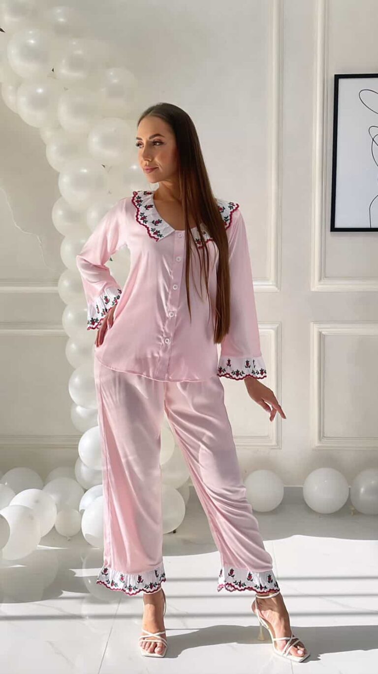 BLACK QUEEN 127 DEAL - Image 1